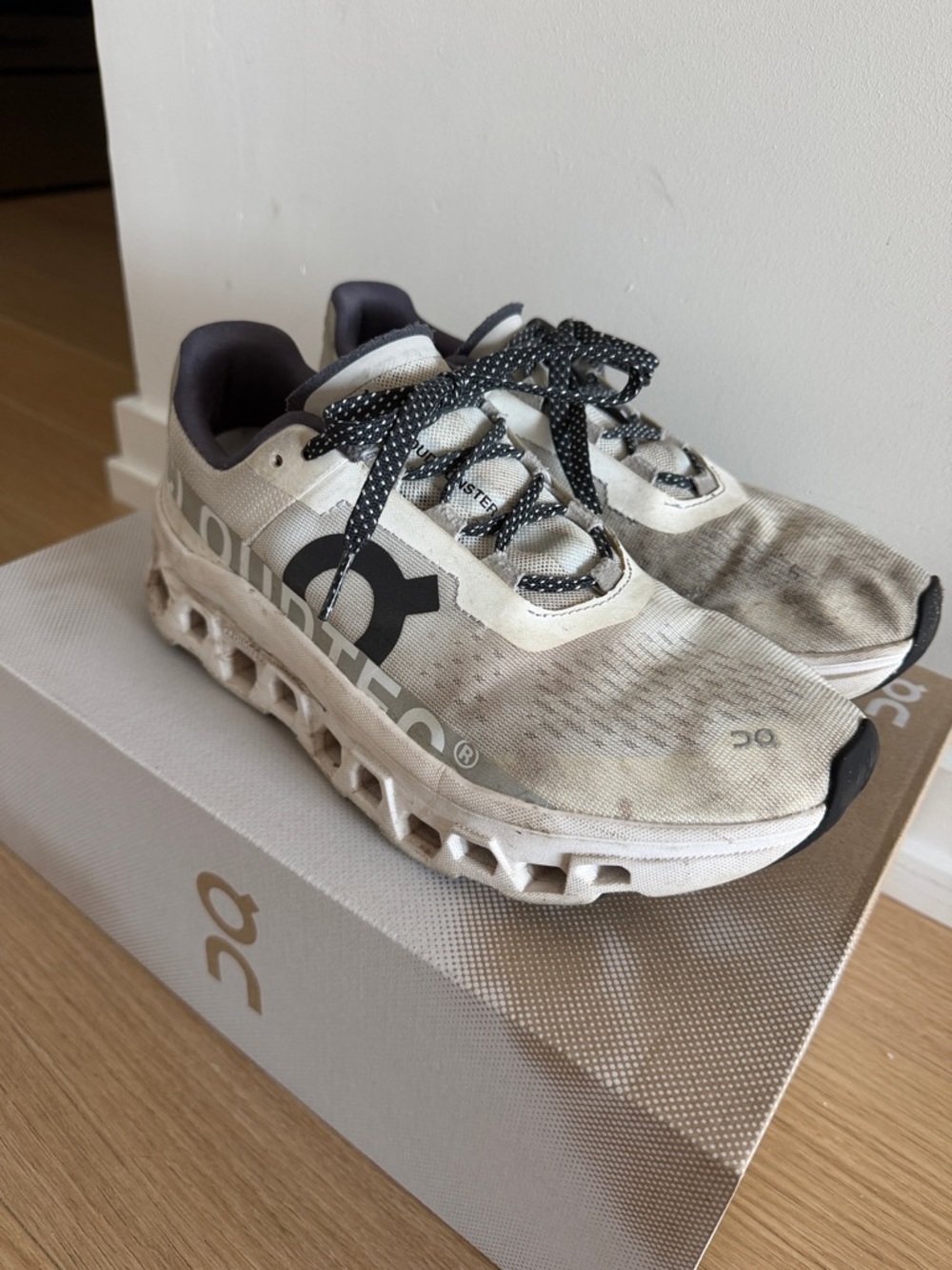 On Running White and Black Cloudmonster 2 Sneakers